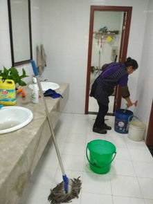 重慶渝中區(qū)專(zhuān)業(yè)保潔服務(wù)指南 物業(yè)保潔、水晶燈清洗公司口碑與收費(fèi)詳解